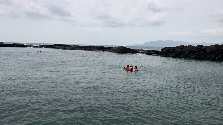 東北角浮潛秘境天然泳池