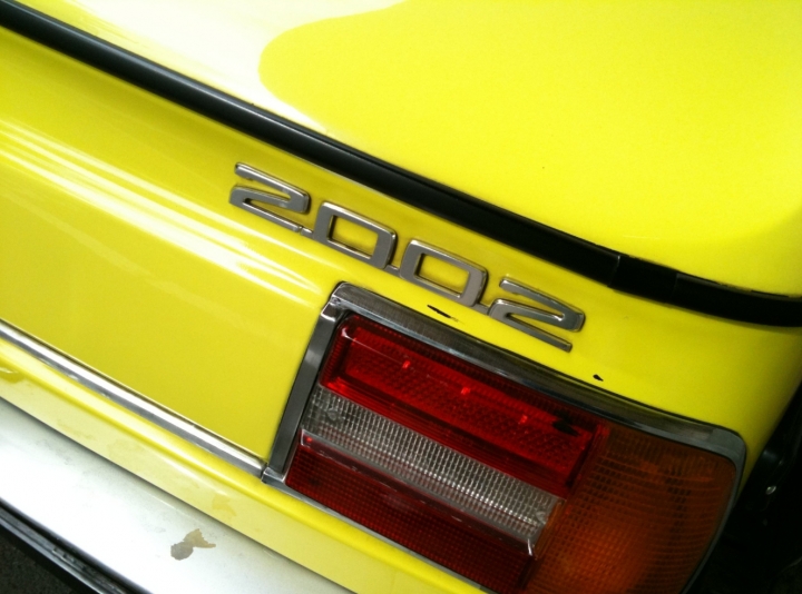 【台北街頭驚豔】BMW 2002