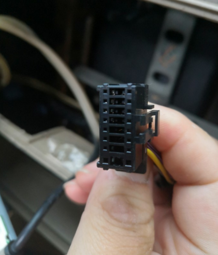 安卓車機 電源頭問題 可以直上?