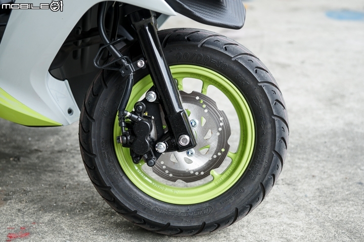 YAMAHA RS NEO v.s. GOGORO 2 Rumbler 正面對決 沒在怕的潮流大PK