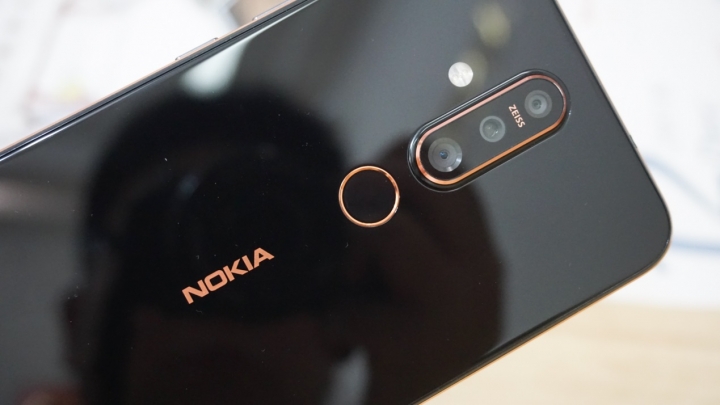 拍照很棒的中階手機 Nokia X71