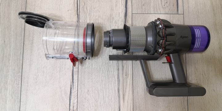 [開箱] 告別我的機器人女友之到不了的幸福 feat.全新Dyson V11™