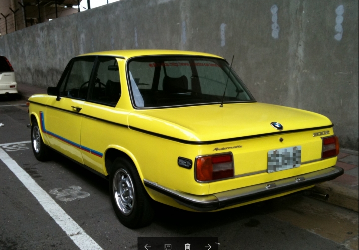 【台北街頭驚豔】BMW 2002