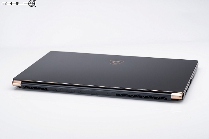 MSI GS75 Stealth 8SG 薄型強悍的龍魂之心