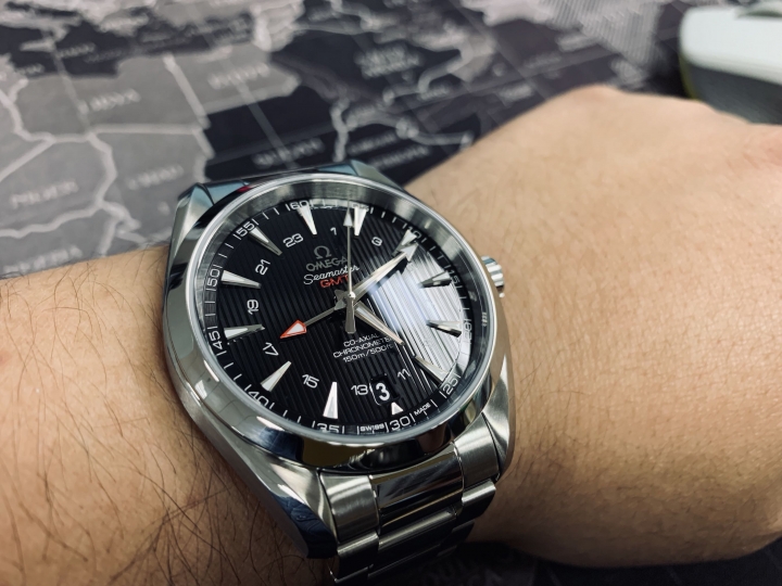 Aqua Terra GMT黑面開箱