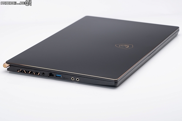 MSI GS75 Stealth 8SG 薄型強悍的龍魂之心