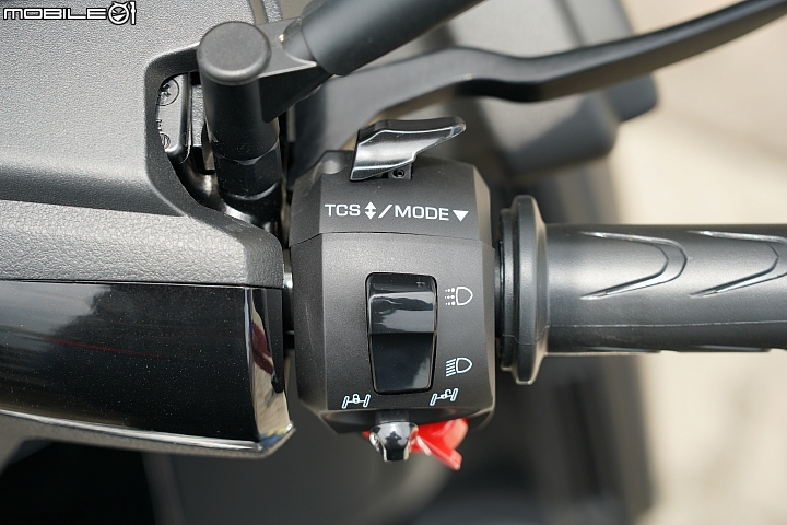 【採訪】三輪獅群來襲 PEUGEOT Metropolis 400 RX-R / 400 ALLURE 登台實拍介紹