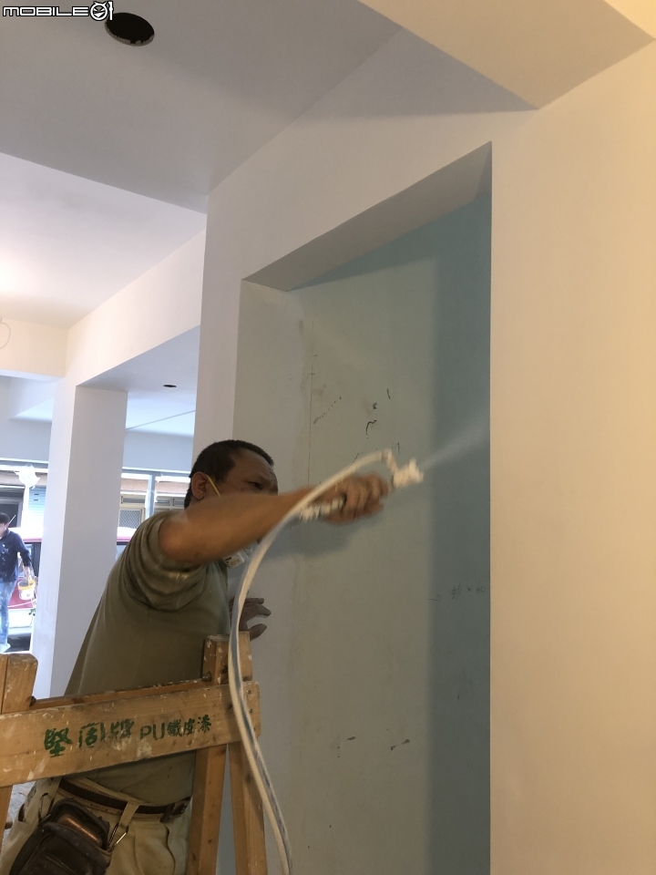 [開箱]創業夢想~成就達成!!自行創立我們的黑白灰簡約美髮店