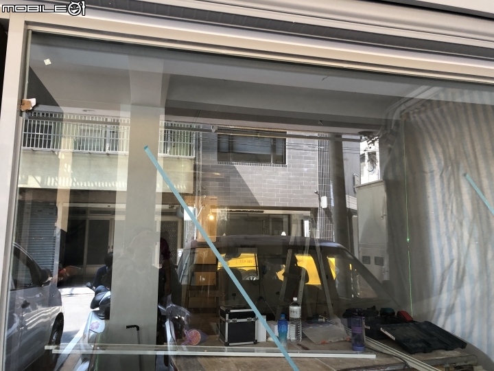 [開箱]創業夢想~成就達成!!自行創立我們的黑白灰簡約美髮店