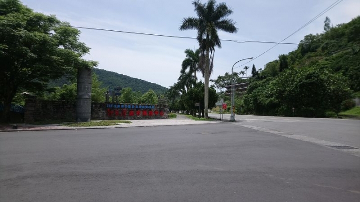 花蓮、宜蘭、東北角悠悠哉哉四天三夜親子之旅Day2-2行程~]山中的優美湖畔~鯉魚潭~踩船及騎腳踏車的好去處