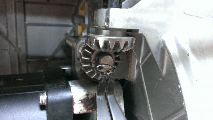 維修Dewalt dw745 升降機構卡死