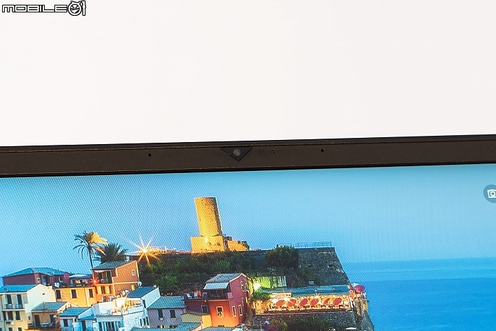 GIGABYTE AORUS 15 搭載 240Hz、4ms 螢幕的強悍電競筆電