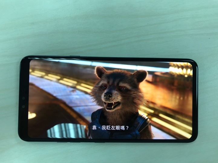 LG V40 摩洛哥藍開箱