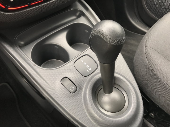 [Avis租車分享] Smart Forfour