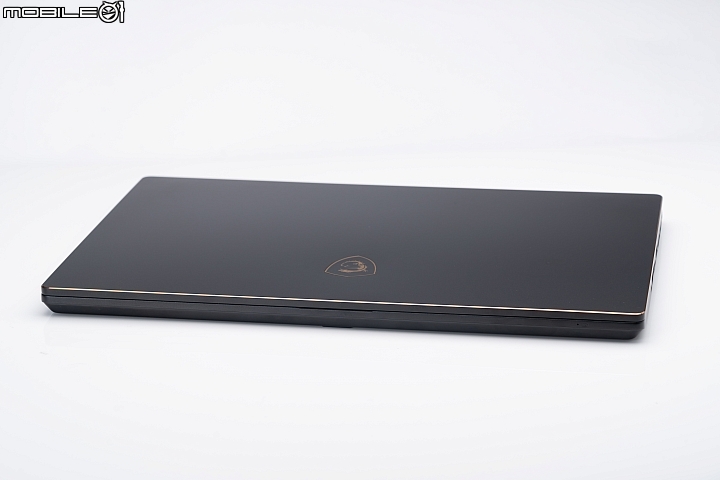 MSI GS75 Stealth 8SG 薄型強悍的龍魂之心