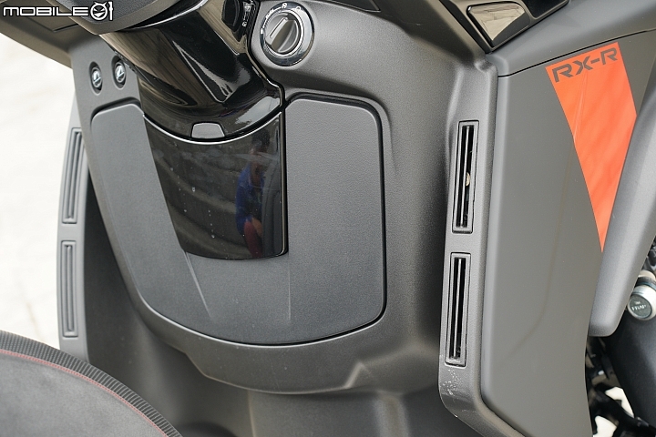 【採訪】三輪獅群來襲 PEUGEOT Metropolis 400 RX-R / 400 ALLURE 登台實拍介紹