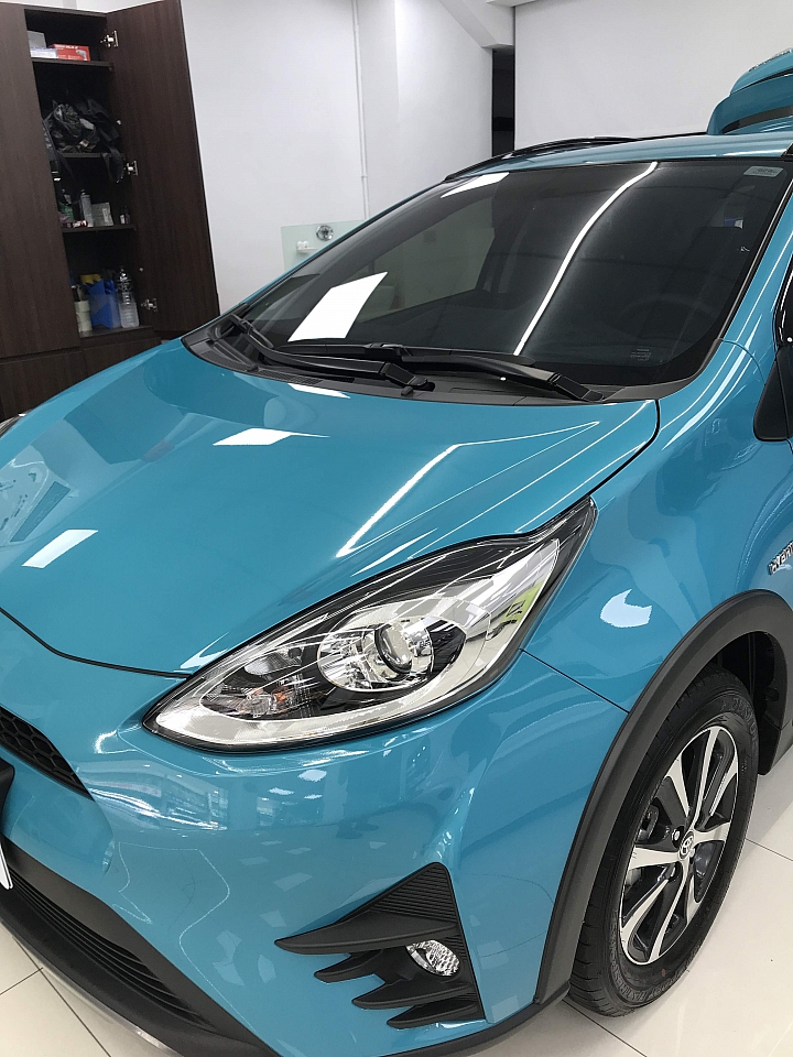 [購車分享] Prius C Crossover 2019 翡冷藍