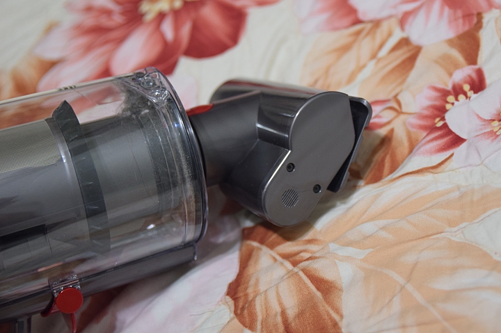 《Dyson V11™無線吸塵器》試用心得 好用 持久 家中清潔一次搞定