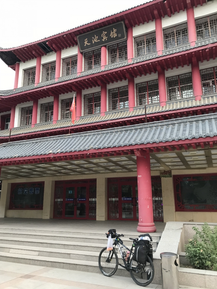 絲路騎行壯遊記 從敦煌到烏魯木齊