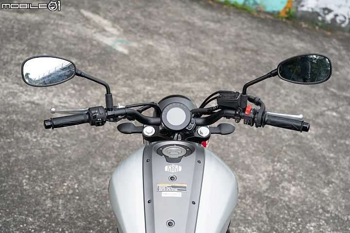 YAMAHA XSR700 試駕 迷人又不失運動性的新古典車款