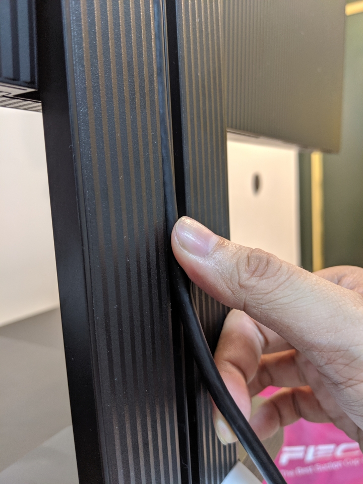 Samsung Space Monitor S32R750UEC 開箱初體驗