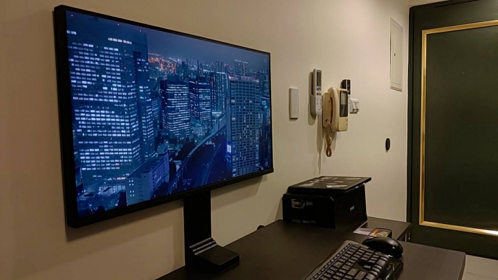 Samsung Space Monitor S32R750UEC 開箱初體驗