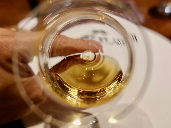 【慕赫2.81品酩會】步入會所，探索藏封已久的威士忌之謎！