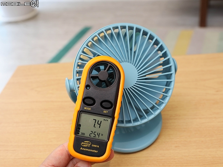 「Airmate 艾美特」桌夾式充電風扇，讓風扇伴你涼一夏！