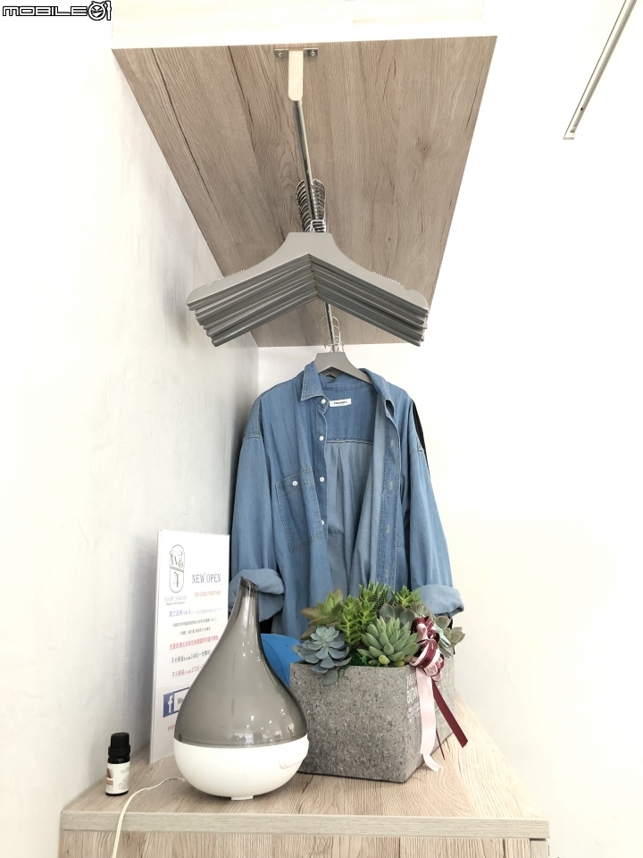 [開箱]創業夢想~成就達成!!自行創立我們的黑白灰簡約美髮店