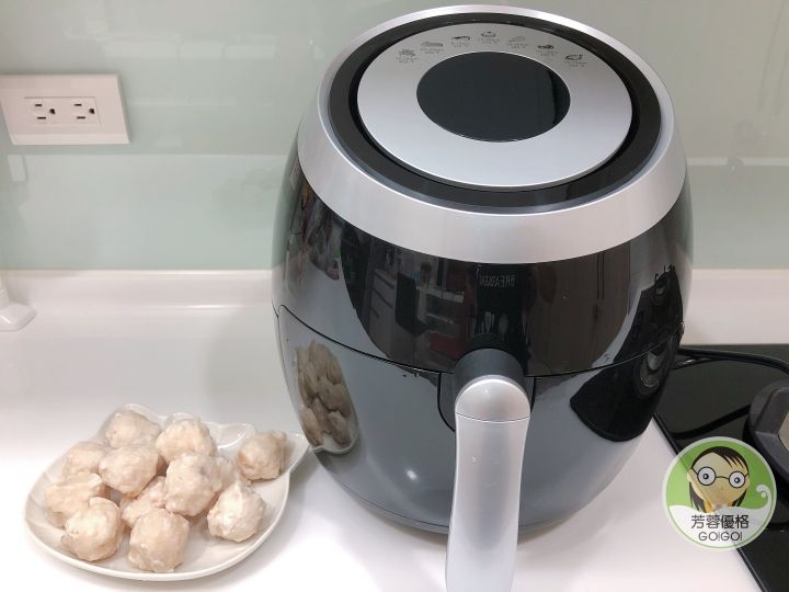 點我看大圖 科帥氣炸鍋開箱文~我的廚房新幫手