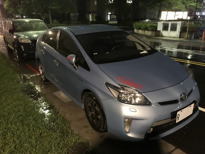 [iRent租車分享] Toyota Prius3 PHEV