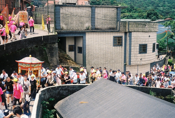 [Ricoh 500ST]沒有媽祖廟的九份迓媽祖[Kodak 400]