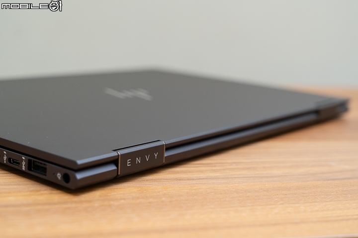 HP ENVY x360 Convertible 筆電 採用 AMD 硬體核心效能架構