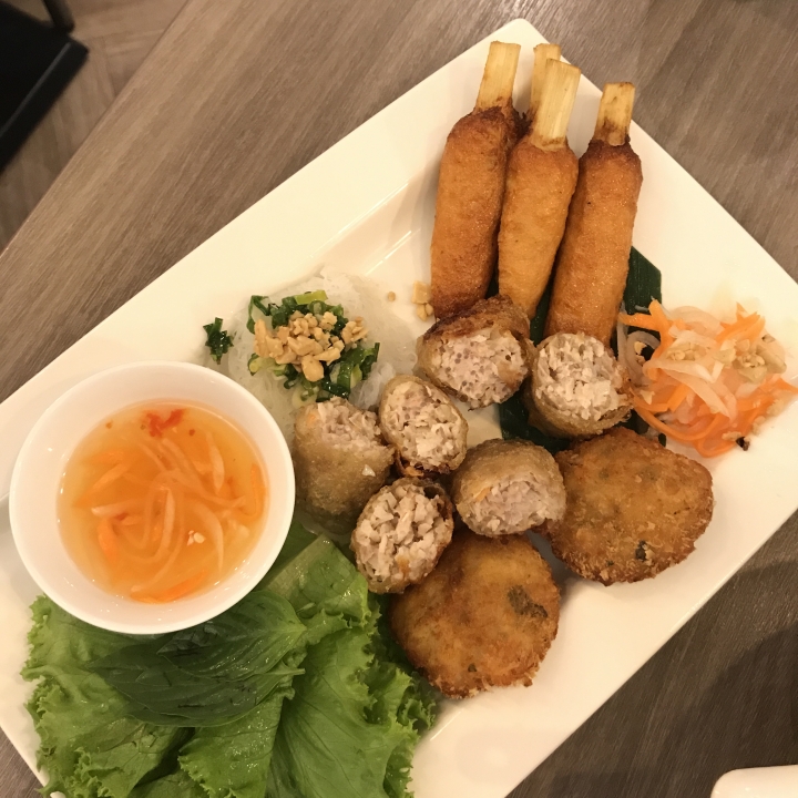 【誠記越南麵食館】推薦好吃!清燉牛肉河粉、蝦味三拼、椰香米飯、泰妃奶茶!
