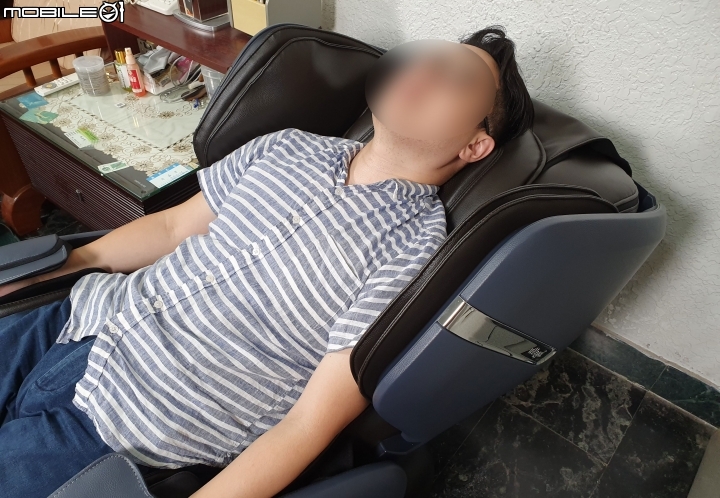 不到十萬元CP值超高的OSIM富貴椅開箱