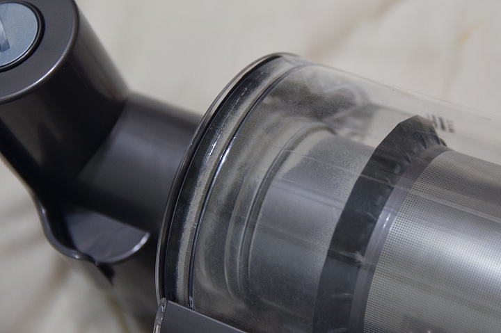《Dyson V11™無線吸塵器》試用心得 好用 持久 家中清潔一次搞定