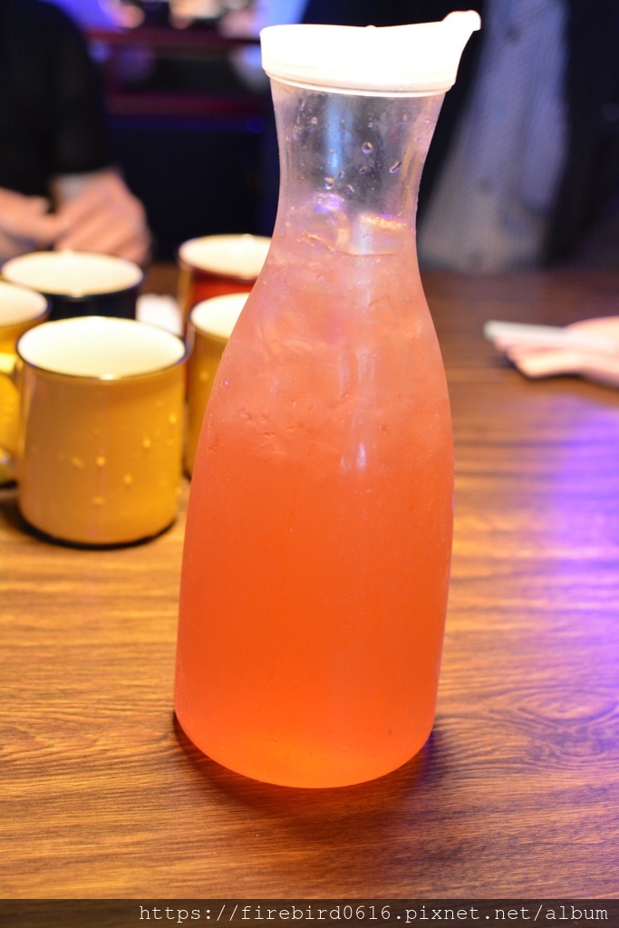 [桃園-中壢-中美路]華麗時尚的吃貨--『水貨』 烤魚麻辣火鍋