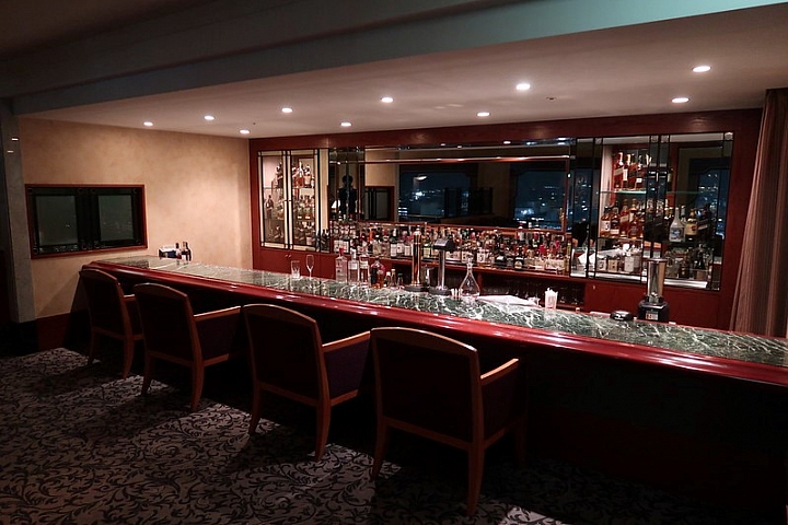 【北海道】新千歲機場周邊 ANA千歲皇冠假日酒店 (下篇：天空酒吧及早餐介紹)