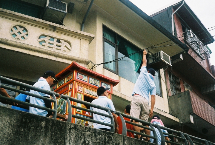 [Ricoh 500ST]沒有媽祖廟的九份迓媽祖[Kodak 400]