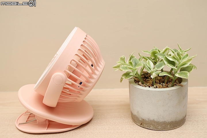 「Airmate 艾美特」桌夾式充電風扇，讓風扇伴你涼一夏！