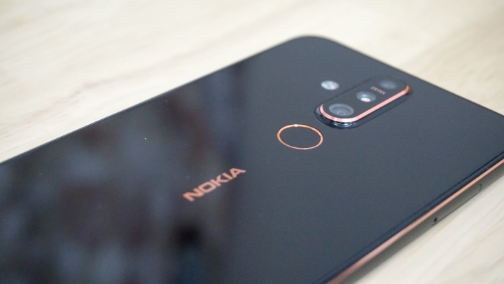 拍照很棒的中階手機 Nokia X71