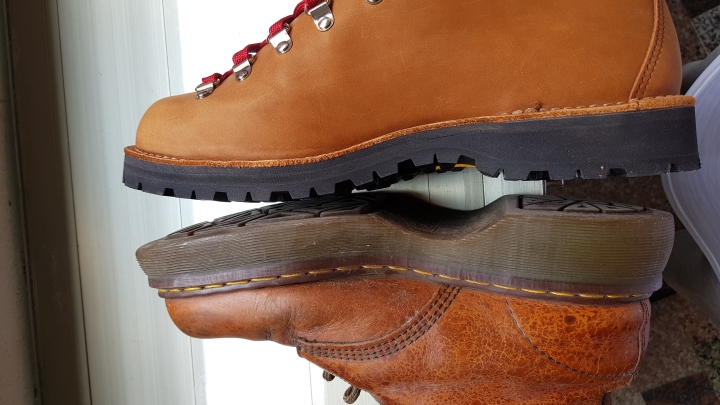 danner 登山鞋 mountain light cascade clovis