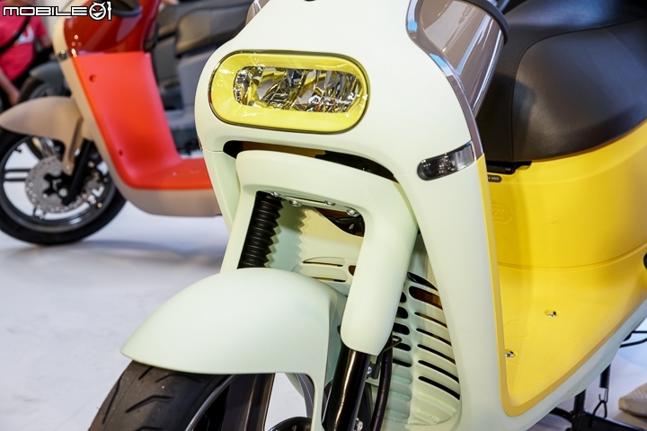 【採訪】Gogoro 3 真的來了!新想法、新材質、新科技 = 新國民代步車!