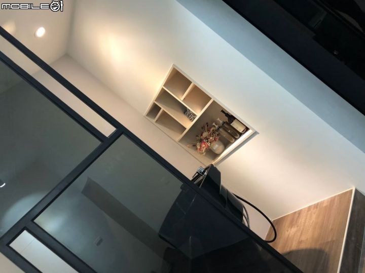 [開箱]創業夢想~成就達成!!自行創立我們的黑白灰簡約美髮店