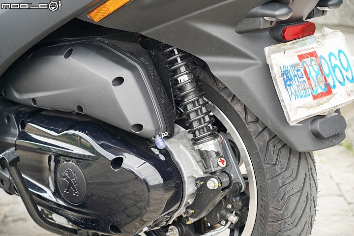 【採訪】三輪獅群來襲 PEUGEOT Metropolis 400 RX-R / 400 ALLURE 登台實拍介紹