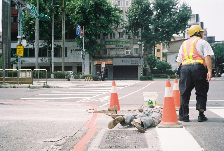 [Konica C35 EF]在爵士廣場聽了鹿港小鎮[Kodak 200]