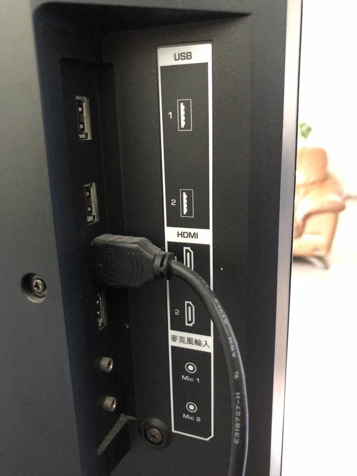 請教一下聲霸該如何串連機上盒