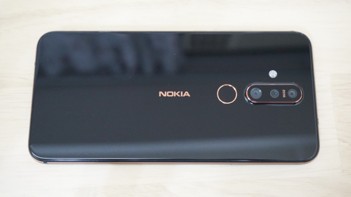 拍照很棒的中階手機 Nokia X71