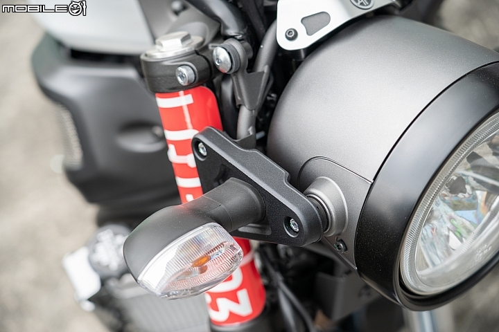 YAMAHA XSR700 試駕 迷人又不失運動性的新古典車款