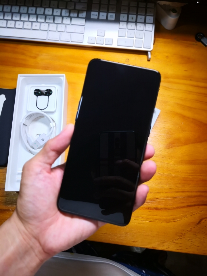 OPPO Reno 10x 開箱